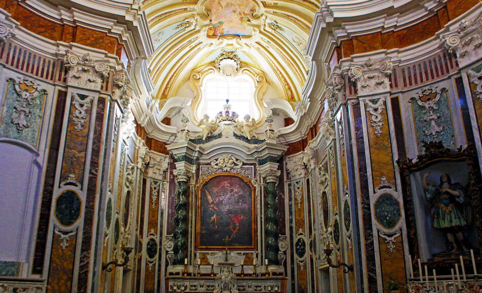 Associazione Misenum - Arte e fede nelle chiese di Pozzuoli la cattedrale e San Raffaele Arcangelo